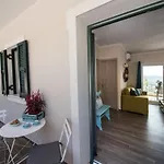 Casa De Blue * Kariá